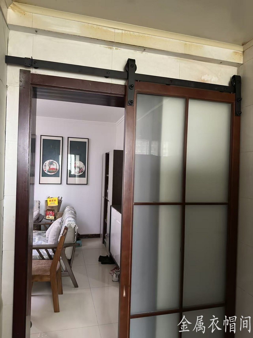 金属衣柜衣帽间定制服务2.jpg